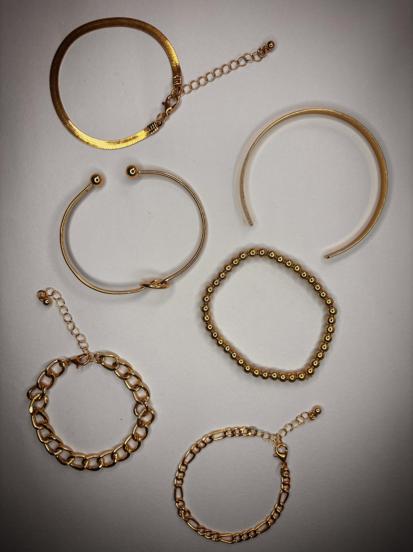 Kavnta Anti Tarnish Set Of 6 Charm Bracelet for Women And Girls